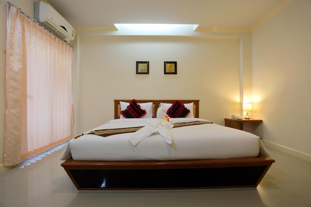 Chumphon Travelodge Exterior foto